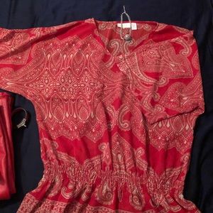 Red print size w2 blouse